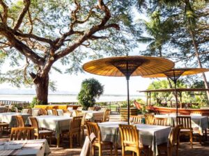 Hvad er definitionen på en restaurant?