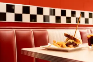Blog - Hvordan kan du spare penge på restaurantbesøg i Danmark? 1